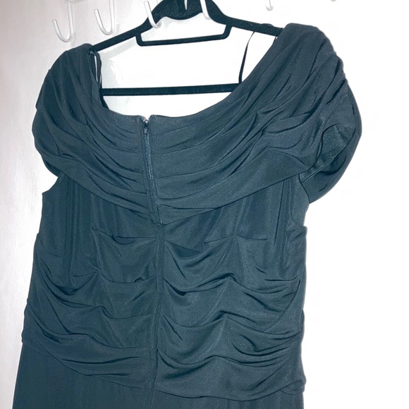 La Femme Ruched Jersey Column Gown Floor Length Dress In Black Sz 20 (Like New) - Picture 12 of 16